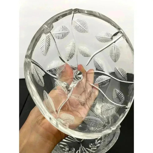 VTG Clear Crystal Glass Footed Candy Dish with Lid Etched Tulip Pattern - Picture 14 of 16